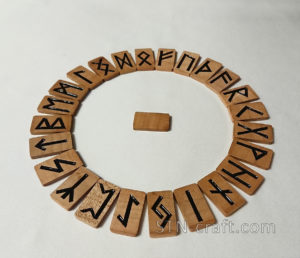 Руны деревянные (бук)