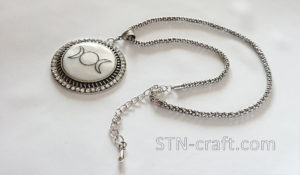 Тройная Луна на перламутре