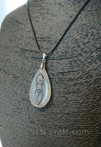 Богиня-мать на халцедоне