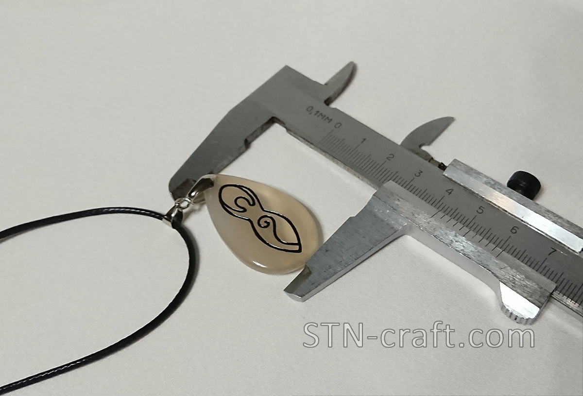 Богиня-мать на халцедоне