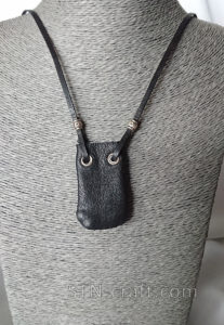 Ладанка кожаная