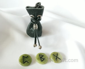 Мешочек Скальда с тремя рунами