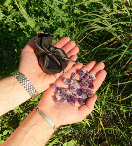 Руны резные миниатюрные Аметист