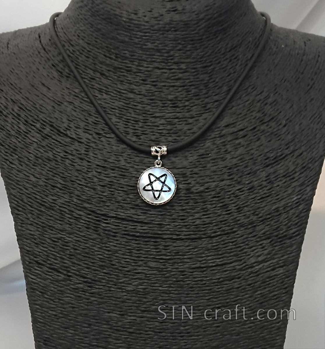 Звезда Йеннифер