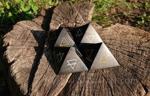 Стихийная пирамида Солнца