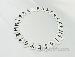 Руны белый мрамор