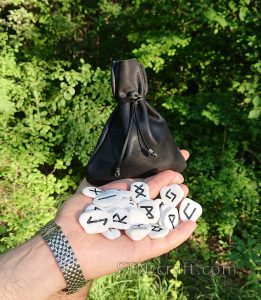 Руны белый мрамор