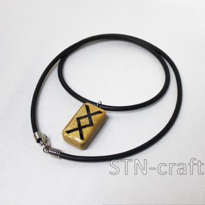 Руны подвески дерево