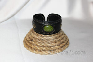 Кожаный браслет Змеевик