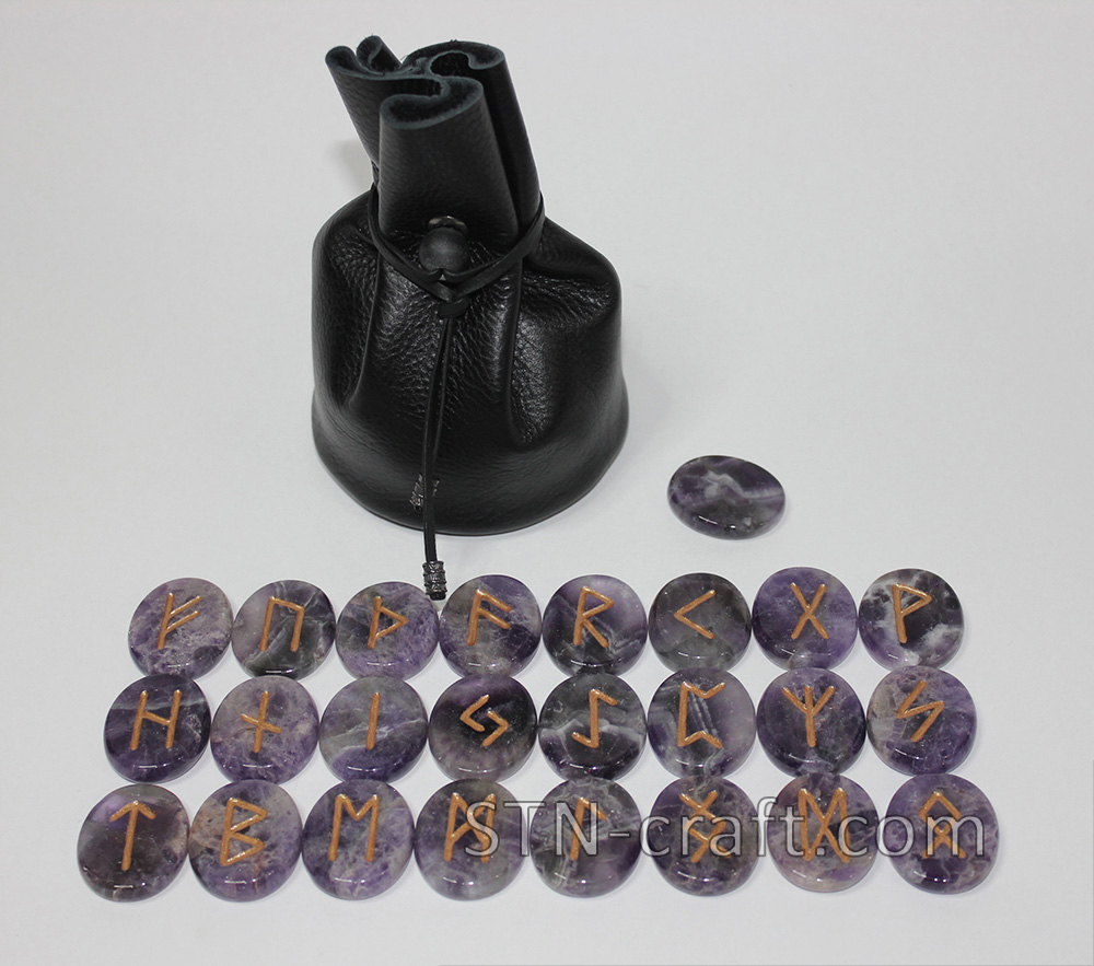 руны аметист овал