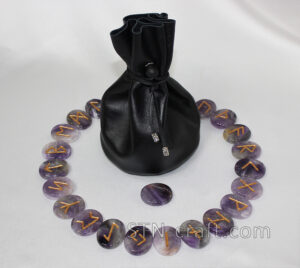 руны аметист овал