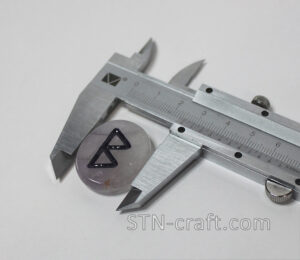 руны розовый аметист