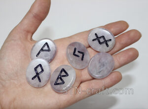 руны розовый аметист