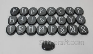 руны гематит