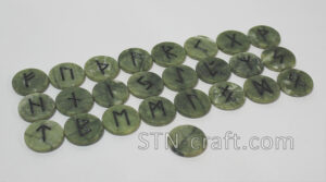 руны нефрит